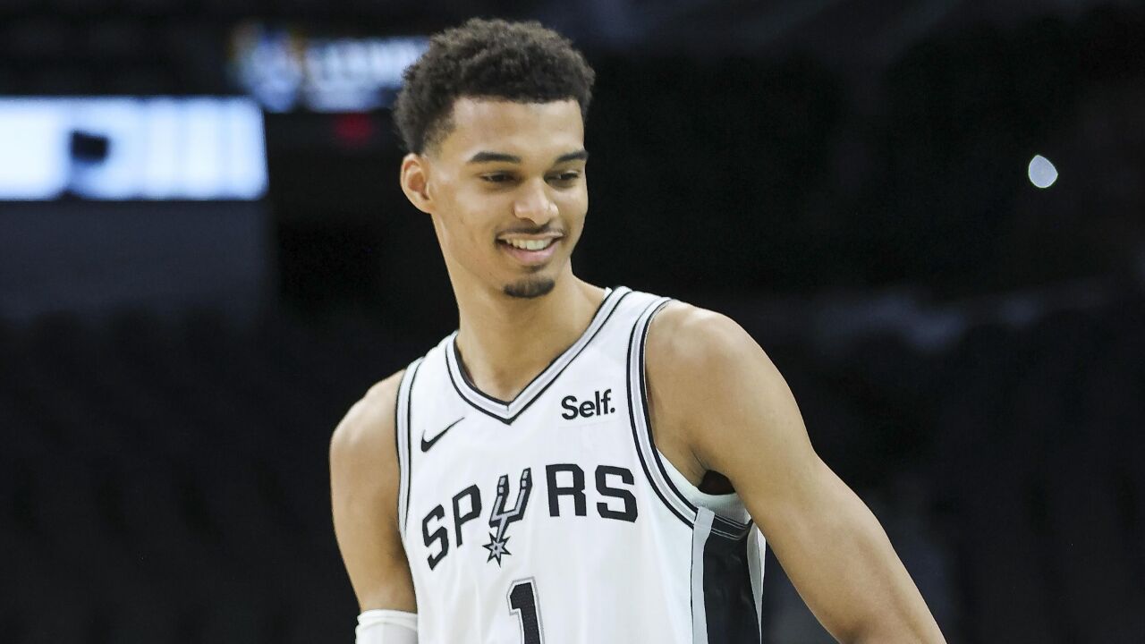 关于马刺再获前五签?文班亚马+新天才=王朝?的信息 关于马刺再获前五签?文班亚马+新天才=王朝?的信息