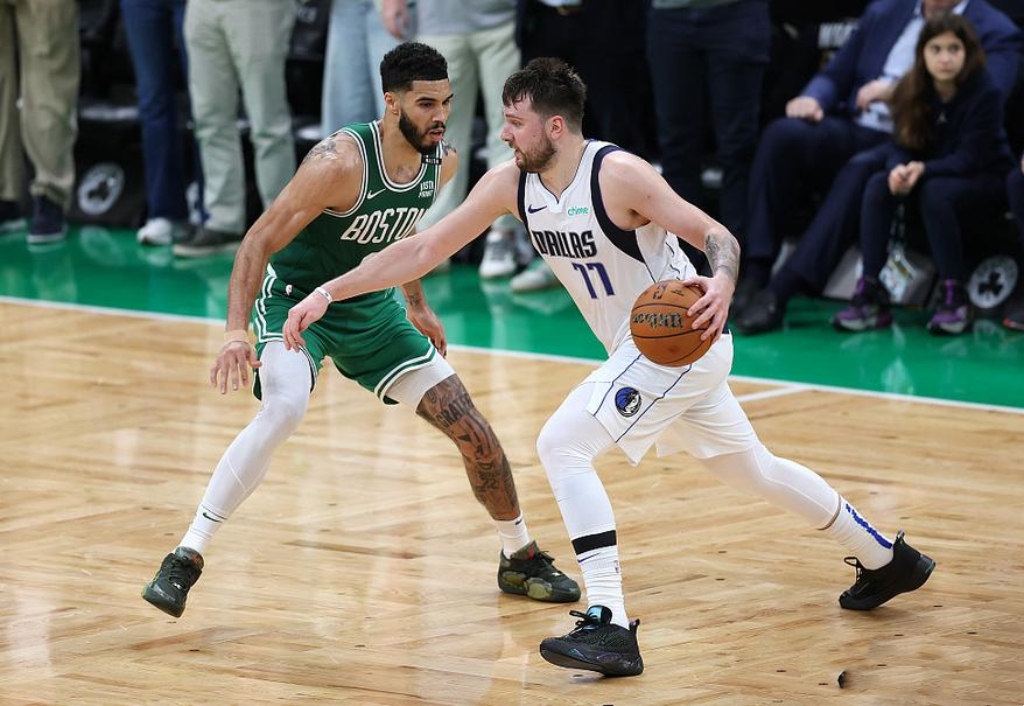 开云体育在线登录-东契奇30+三双次数超乔丹，历史第五