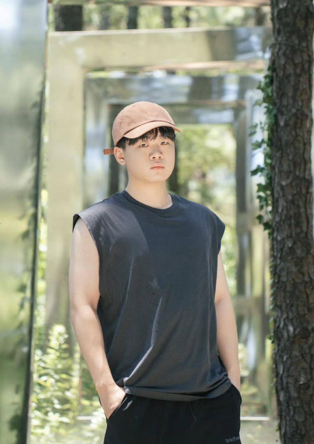 开云体育平台-包含电竞选手真实生活：光鲜背后是高压的词条