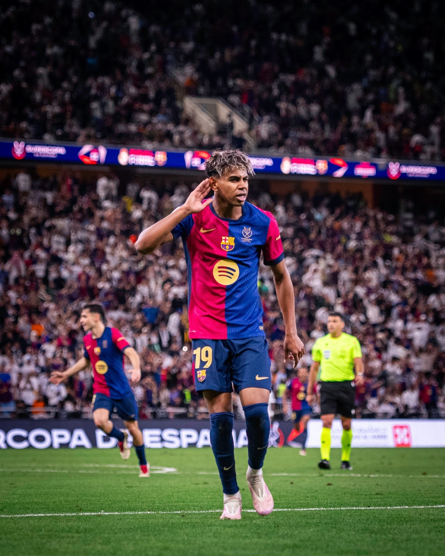 巴萨控球战术解析：从瓜帅到哈维