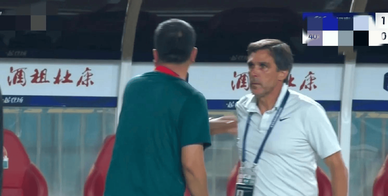 开云体育网址-VAR再引争议！关键判罚改变比赛结果