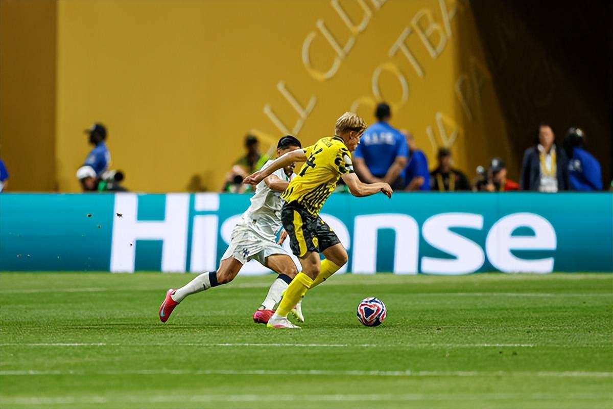 开云体育入口-关于德甲经典比赛回顾：血战90分钟！的信息