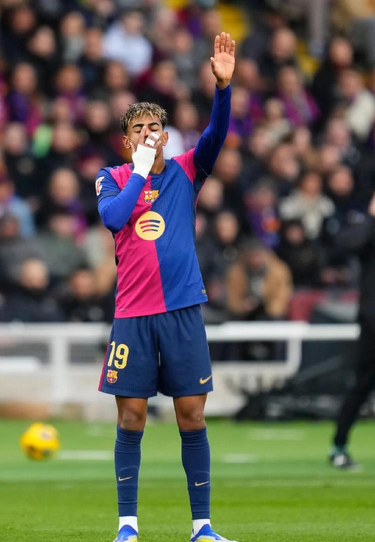 开云体育在线登录-“西甲新生力量：年轻球员如何改变赛季进程？”