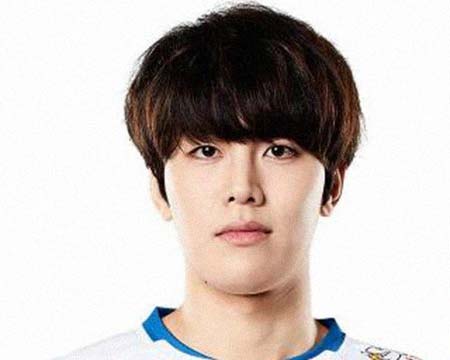 关于电竞选手脑电波训练,反应速度提升20%的信息 关于电竞选手脑电波训练,反应速度提升20%的信息